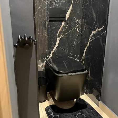 L'elegance - Charme - Jacuzzi - -secret- Parking Apartment