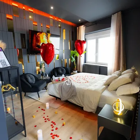 Apartmán L'elegance - Charme - Jacuzzi - -secret- Parking