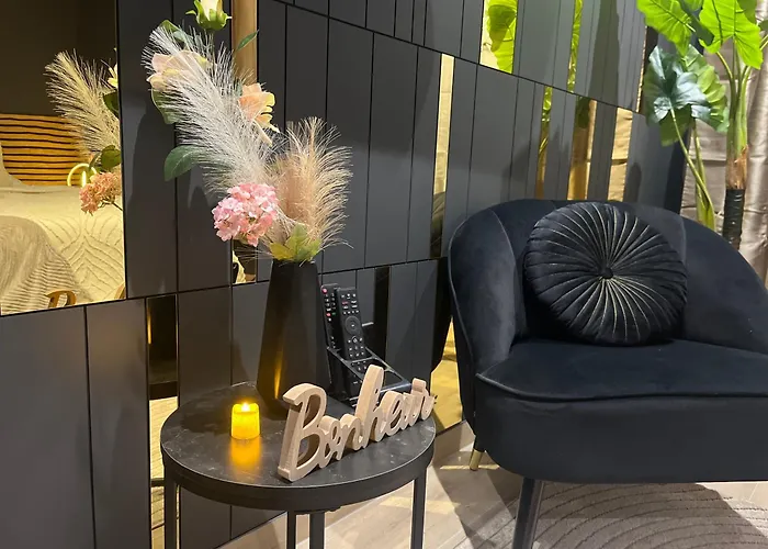 L'elegance - Charme - Secret - Jacuzzi - Parking